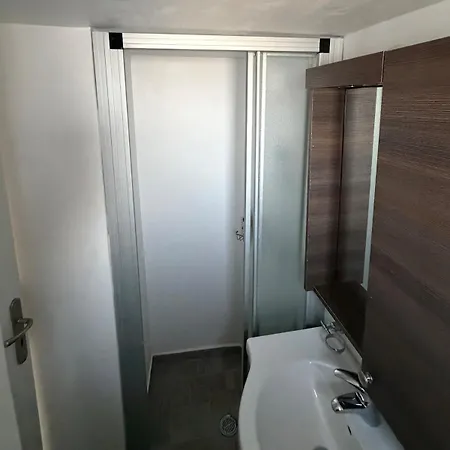 Camaraki Hill House Apartman