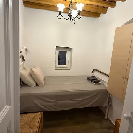 Camaraki Hill House Apartmán *