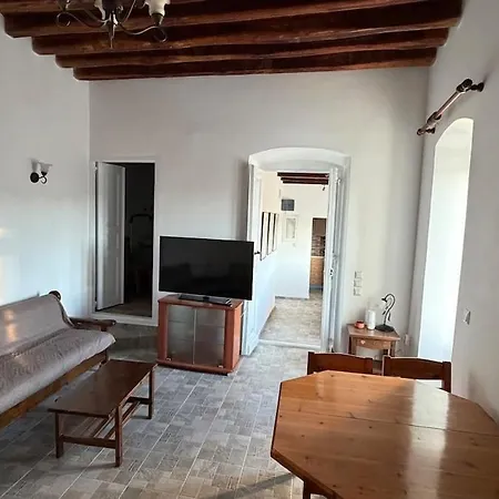 Camaraki Hill House Apartman